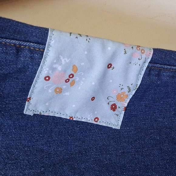 Patchwork Denim Barrel Leg Jeans - Picture 6 of 12